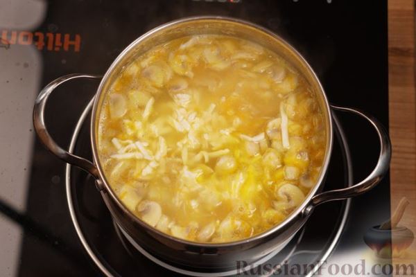 Сырный суп с грибами