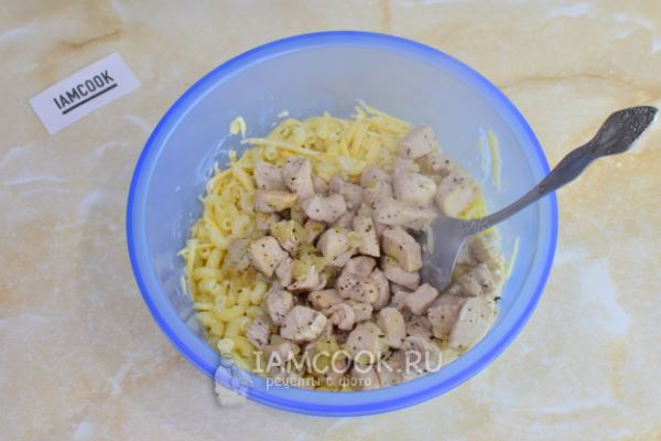 Запеканка из макарон с индейкой в духовке