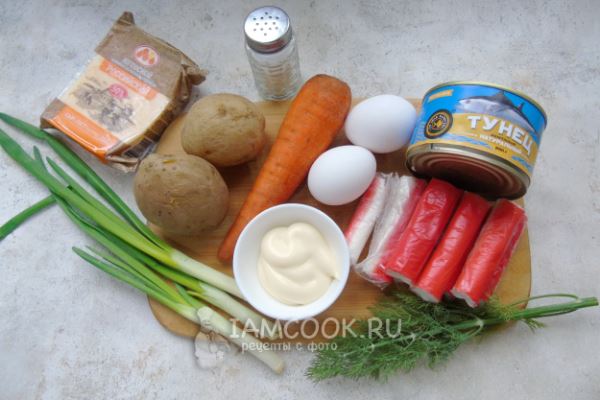 Салат &laquo;Новогодний шар&raquo; с тунцом