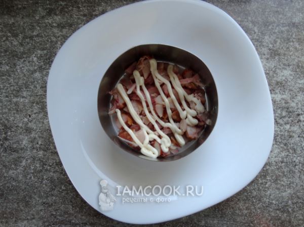 Салат «Ночь» с курицей
