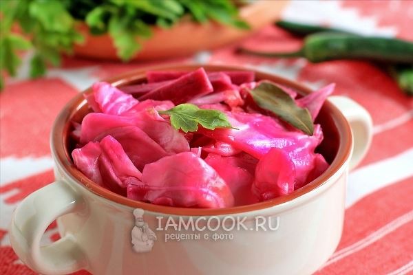Маринованная капуста со свеклой