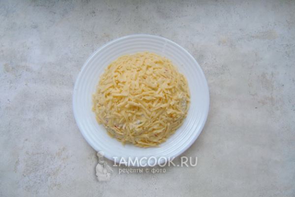 Салат &laquo;Новогодний шар&raquo; с тунцом
