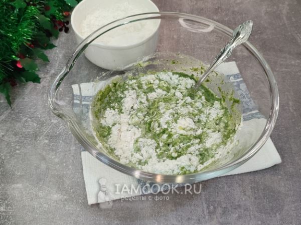 Змейки с фаршем на горячее