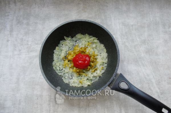 Харчо с солеными огурцами