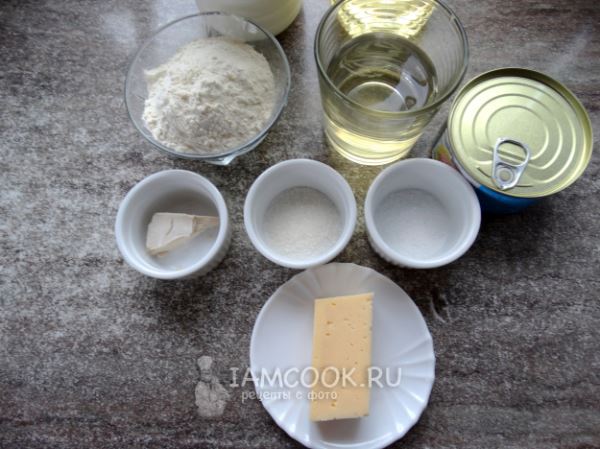 Лепешка с тунцом