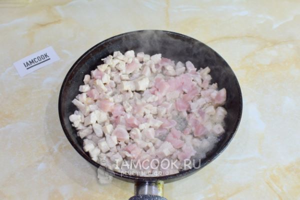 Тарталетки с курицей и гранатом