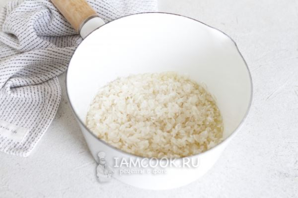 Салат со шпротами и рисом
