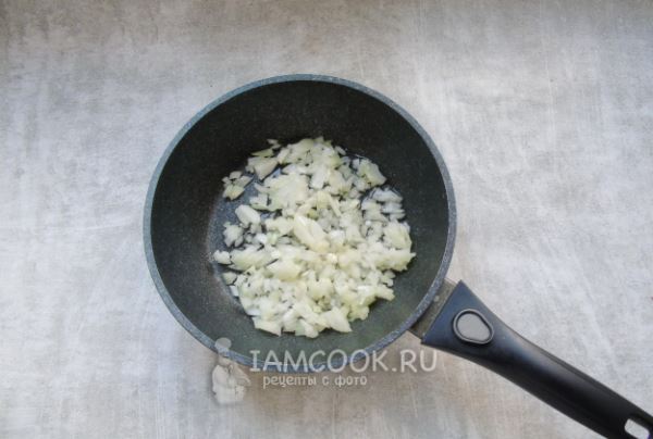 Харчо с солеными огурцами