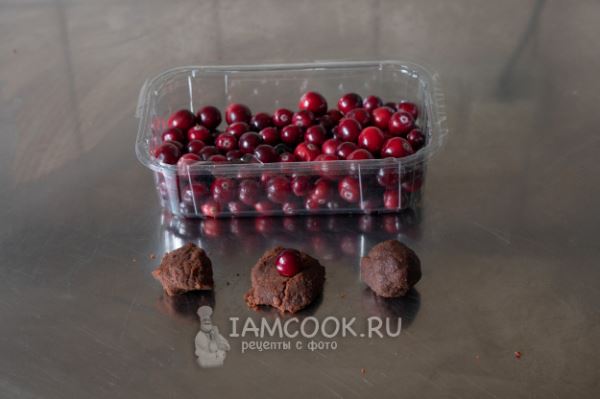 Конфеты с брусникой