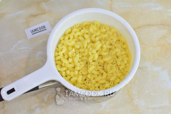 Запеканка из макарон с индейкой в духовке